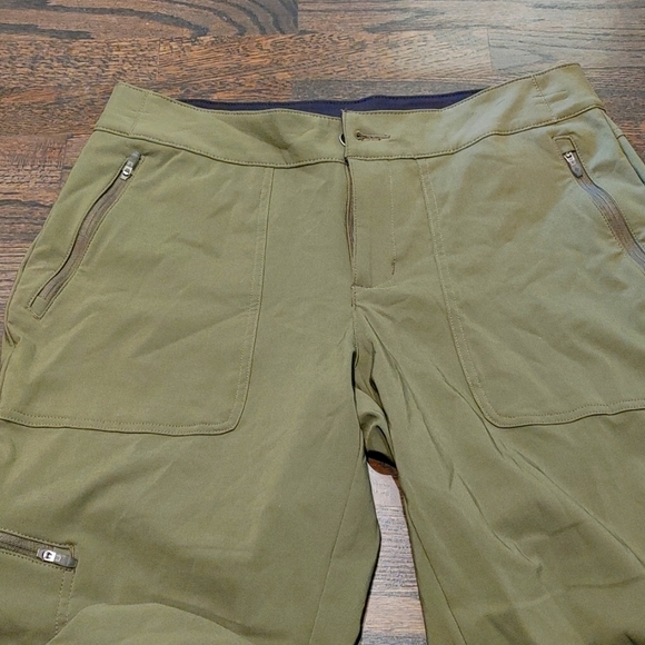 Columbia Women's Hiking Pants - Picture 3 of 5
